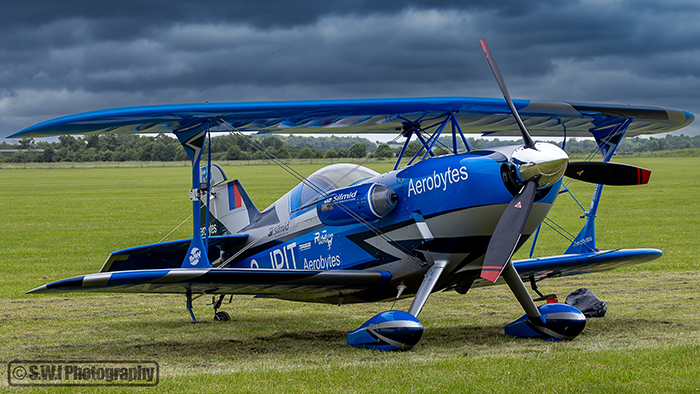 Rich Goodwin blue show aircraft on the ground